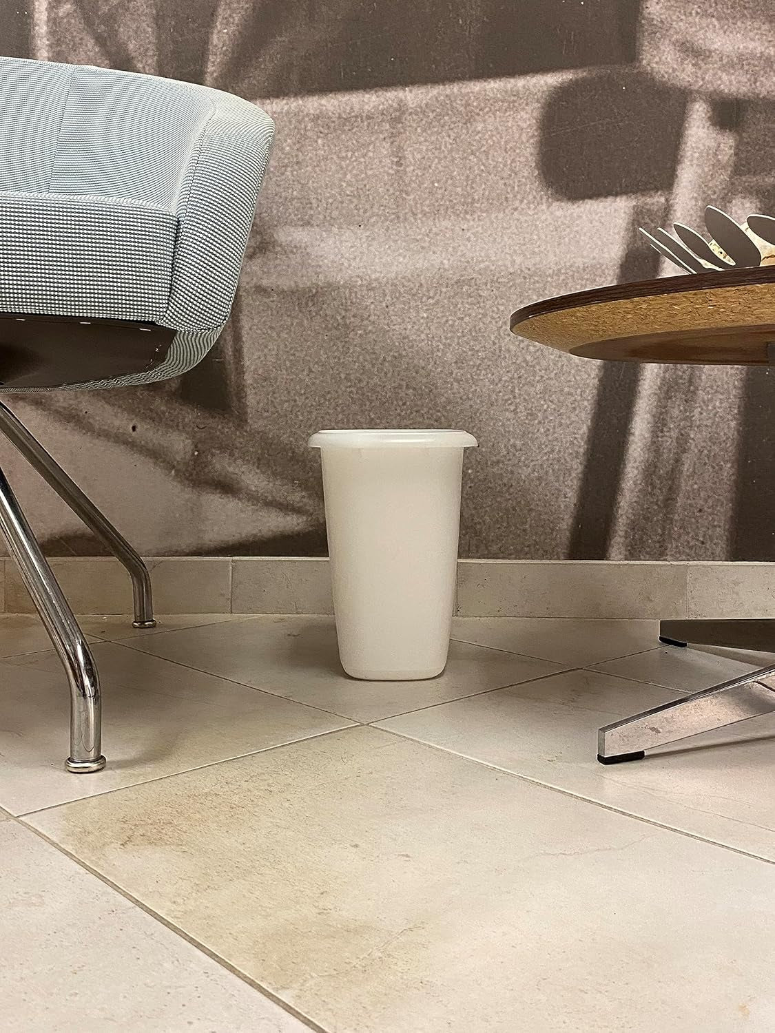 Vanity Trash Can/Wastebasket 1.5-Gallons/6-Quarts White for under Counter/Kitchen/Office/Bedroom/Bathroom