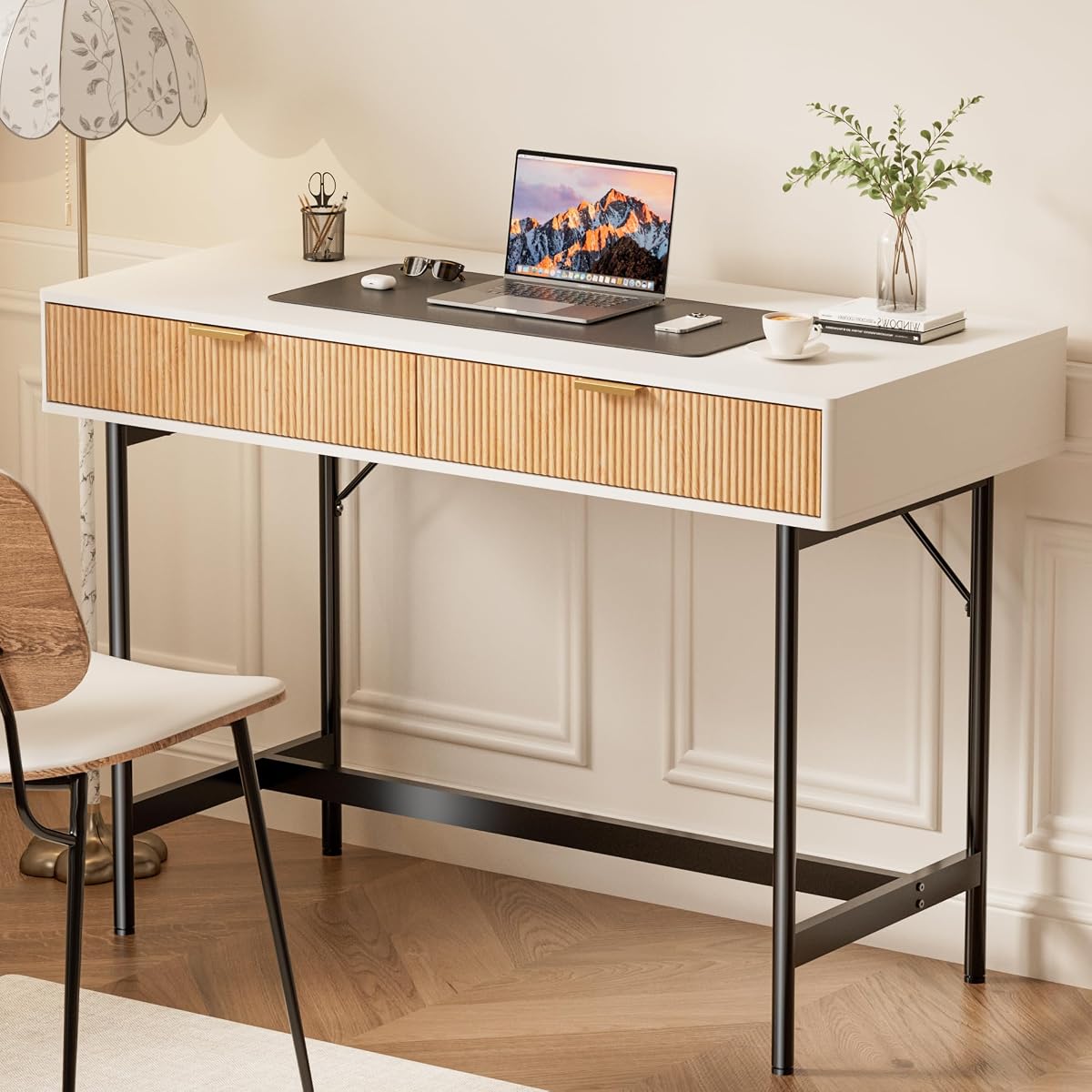 45 Inch White Desk with Drawers, Small Writing Desks for Bedroom