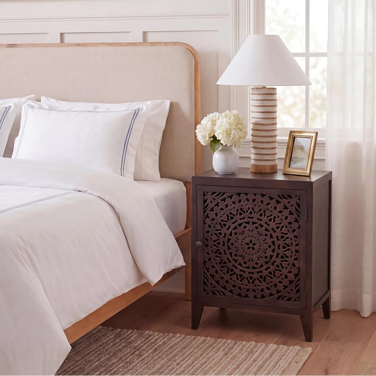 SAFAVIEH Furniture - Thea 1-Door Carved Nightstand - Brown - Mango Wood - Artisan Global Design - Ideal for Bedroom, 20"W x 14"D x 26"H - Fully Assembled (NST5300A)