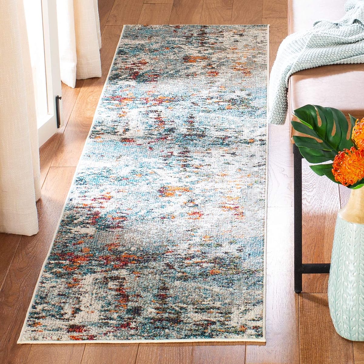 SAFAVIEH Madison Collection Runner Rug - 2'2" x 6', Grey & Blue, Modern Abstract Design, Non-Shedding & Easy Care, Ideal for High Traffic Areas in Living Room, Bedroom (MAD471F)