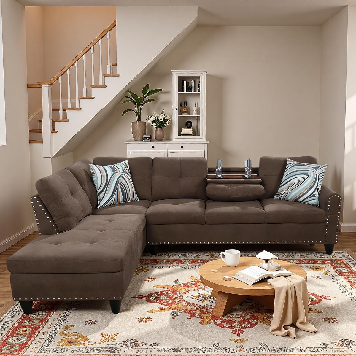 L-Shaped Sectional Sofa, Modern 4-Seat Couch with Built-in Cup Holders, Upholstered Fabric Sectional Couch with Left Facing Chaise for Living Room, Apartment, Office, Brown