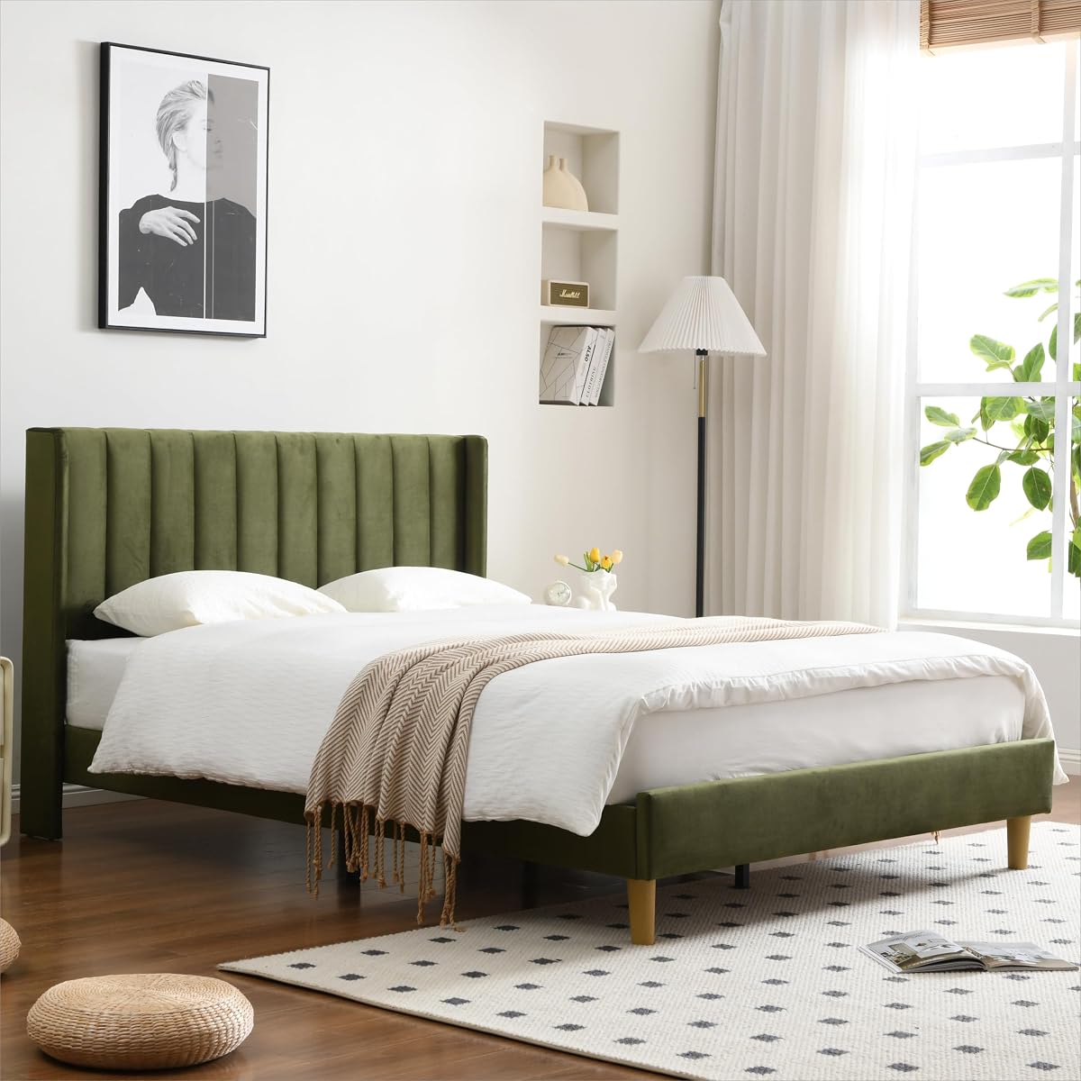 Queen Bed Frame，Platform Bed with Upholstered Headboard，GrassGreen
