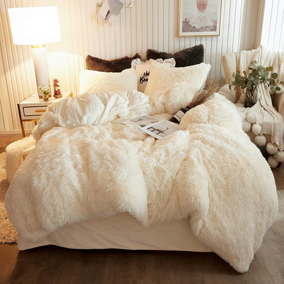 Plush Shaggy Duvet Cover Set, Luxury Ultra Soft Crystal Velvet Fluffy Bedding Sets 3 Pieces(1 Furry Faux Fur Comforter Cover + 2 Fuzzy Faux Fur Pillowcases), Zipper Closure(Queen, Light Beige)
