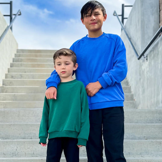 Boys Crewneck Sweatshirt Youth Fleece Sweatshirts Long Sleeve Basic Pullover Soft Warm Thin Fleece for Kids