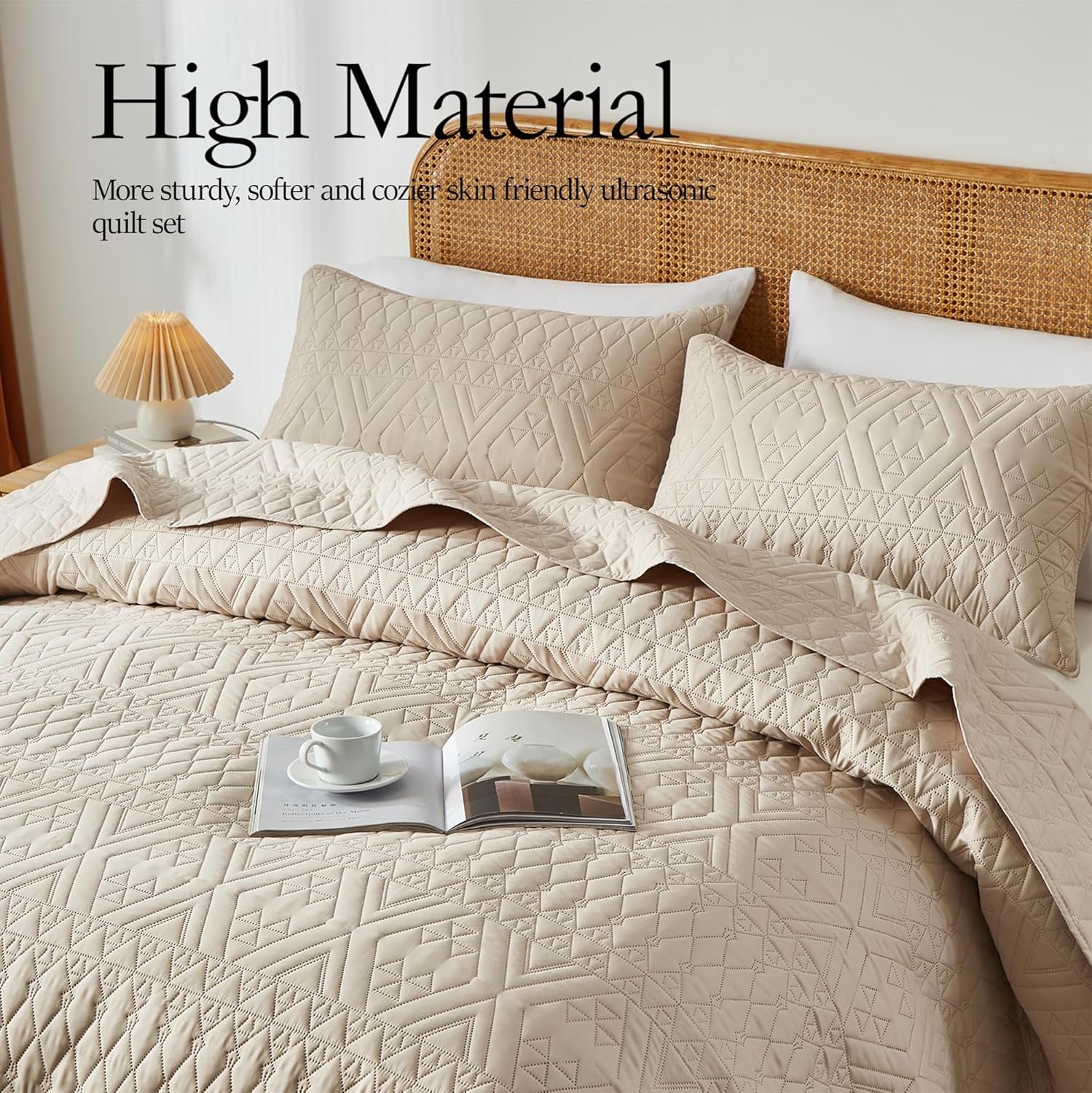 King/Cal King Size Quilt Bedding Set,Beige Lightweight Microfiber Soft Bedspread,Modern Style Geometric Pattern Coverlet Set for All Seasons,3 Piece(1 Quilt,2 Pillow Shams)