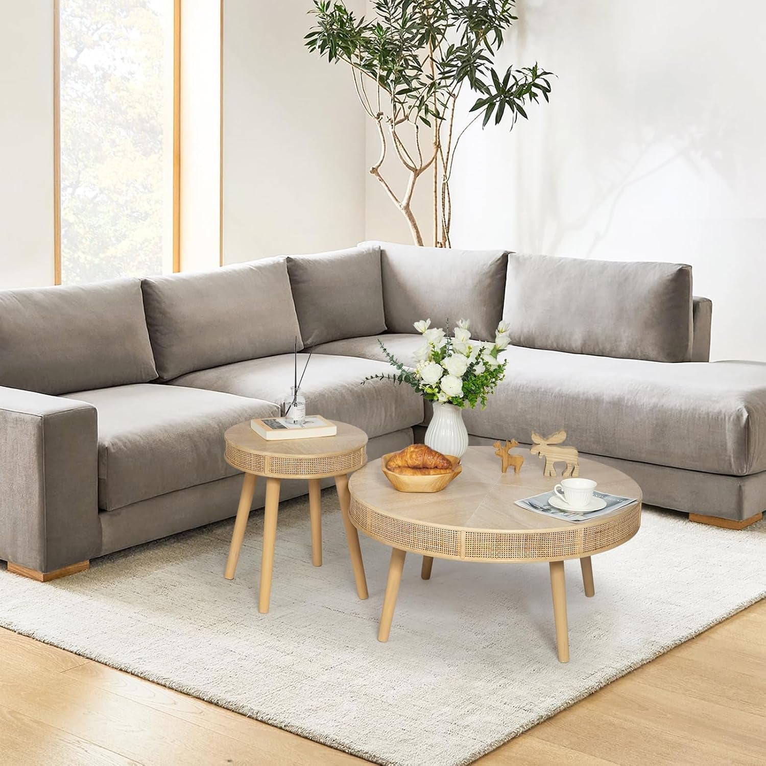 Farmhouse round Coffee Table, Rustic Sofa Side Tea Tables Nesting Center Table Set with Handmade Rattan for Living Room, French Country Decor, Natural, 2Pack