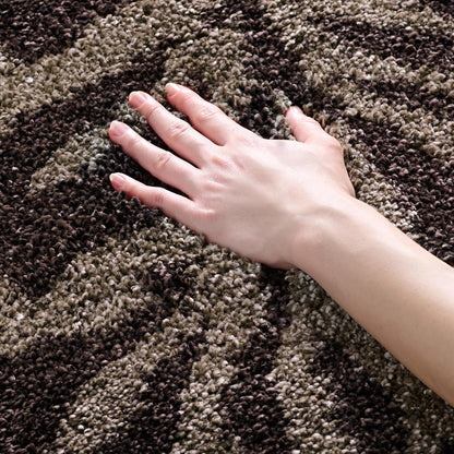 SAFAVIEH Florida Shag Collection Area Rug - 5'3" x 7'6", Smoke & Dark Brown, Floral Design, Non-Shedding & Easy Care, 1.2-inch Thick Ideal for High Traffic Areas in Living Room, Bedroom (SG456-7928)