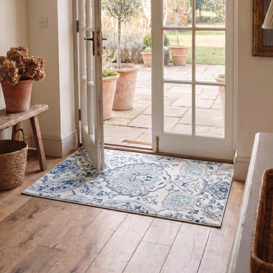 SAFAVIEH Madison Collection Accent Rug - 2'3" x 4', Cream & Light Grey, Glam Paisley Design, Non-Shedding & Easy Care, Ideal for High Traffic Areas in Entryway, Living Room, Bedroom (MAD600C)