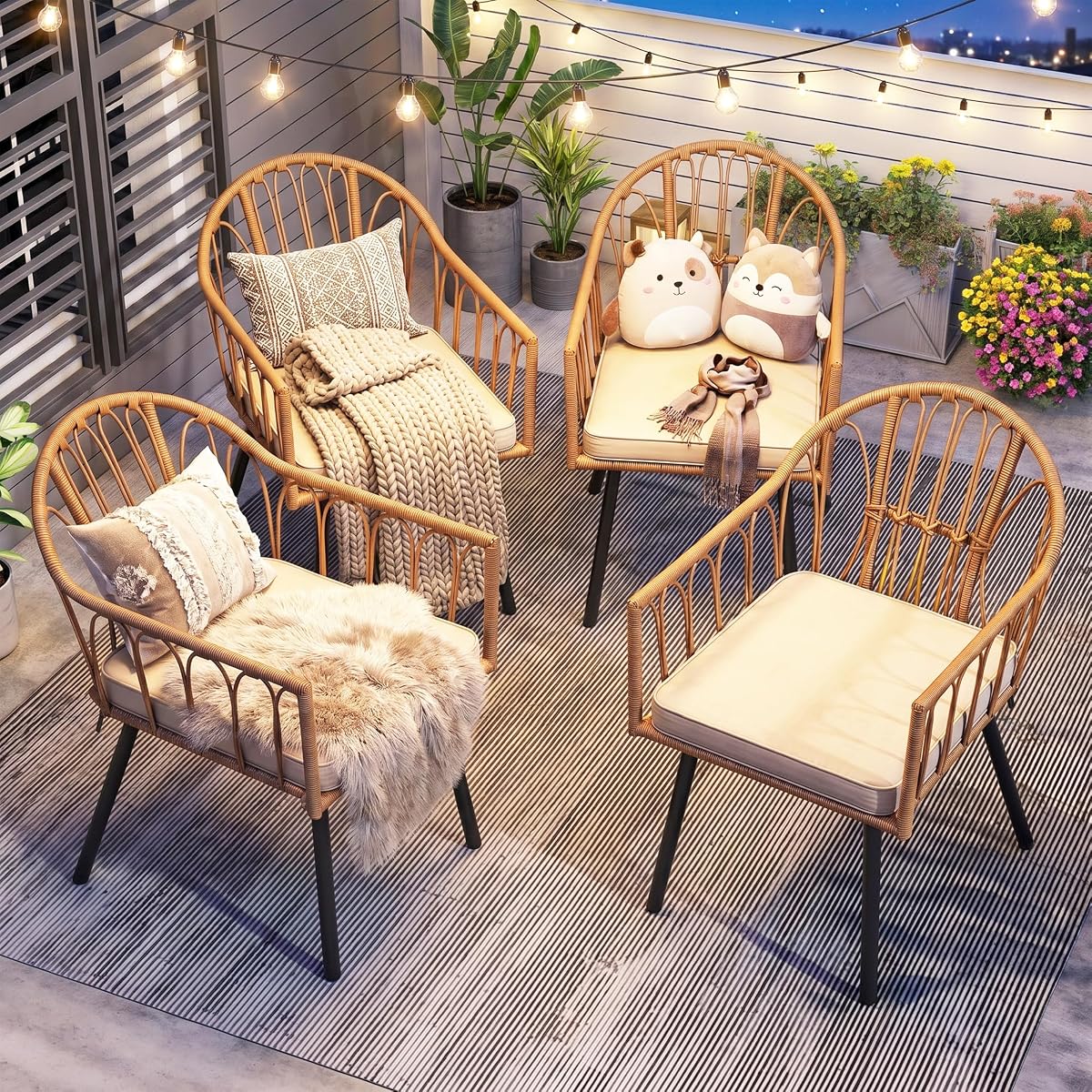 4 Pieces Rattan Wicker Dinning Chairs, Outdoor Indoor Patio Furniture Set with Cushion and Curved Back All Weather Bistro Chair for Garden Backyard Porch Poolside Restaurant (Beige)