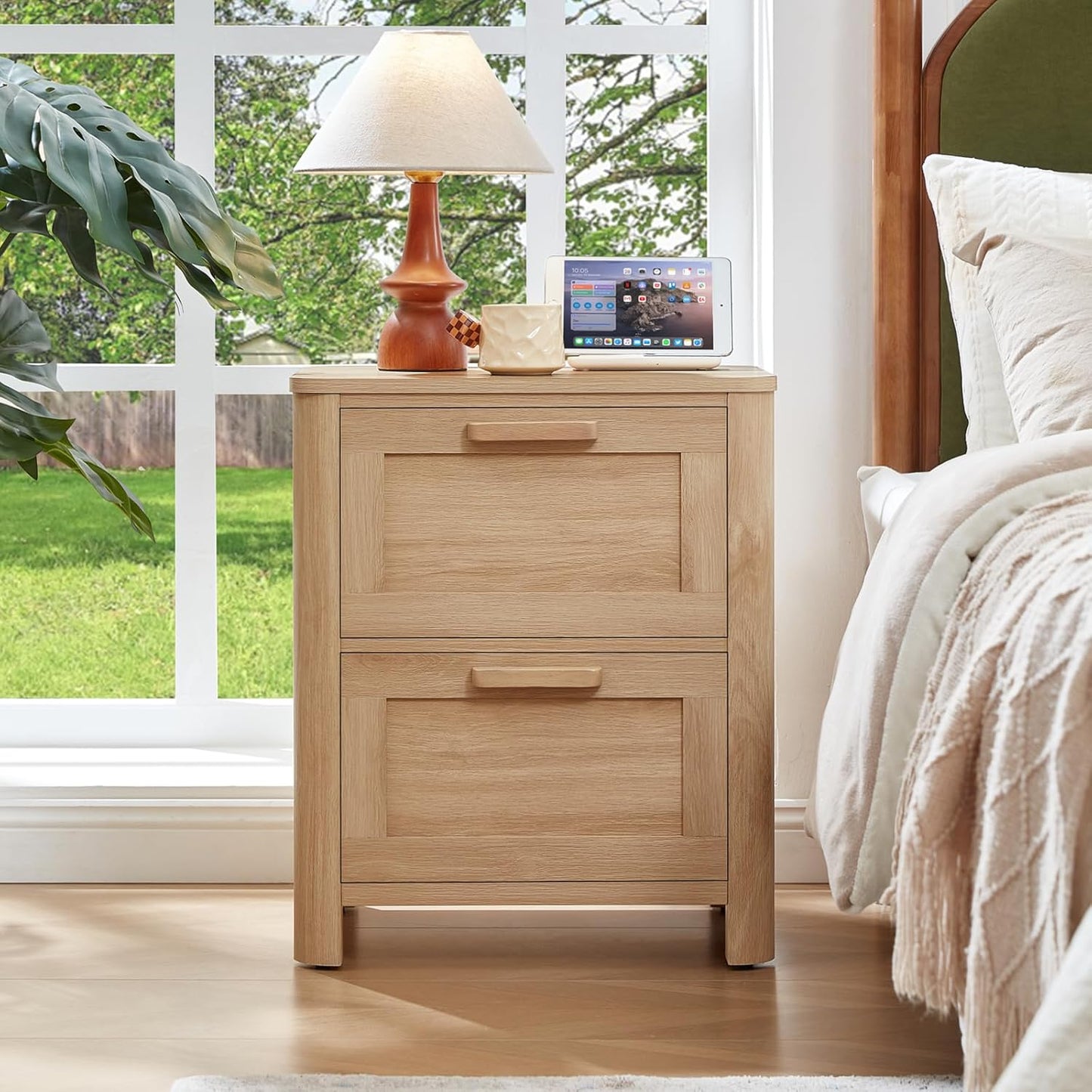 Farmhouse Nightstand with Charging Station, End Tables Bedroom with 2 Large Drawers & 4 Thickened Table Legs, Natural Wood