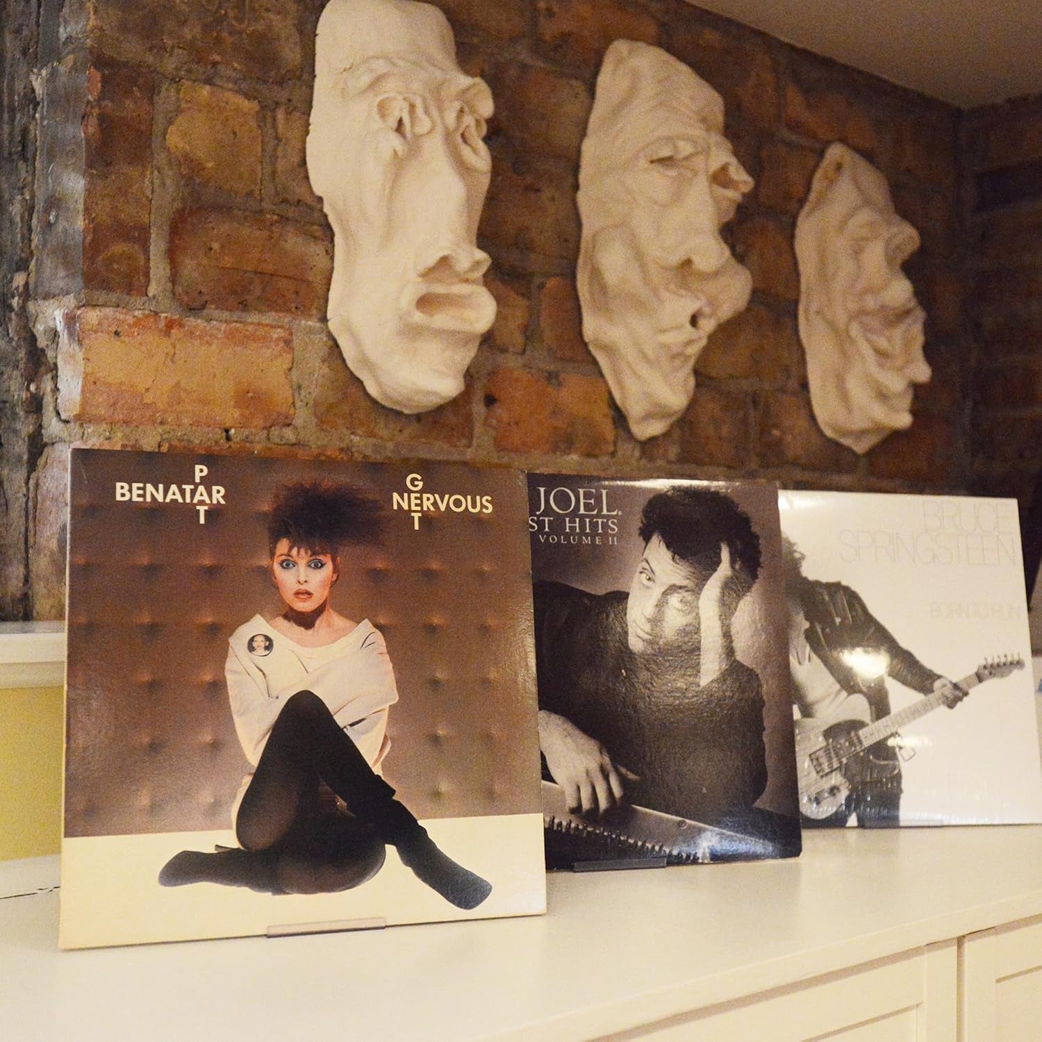 Album Mount 5 Pack Wall Mount Album Frame Brackets or Shelf Stand, Adjustable, Clear to Display Vinyl Records