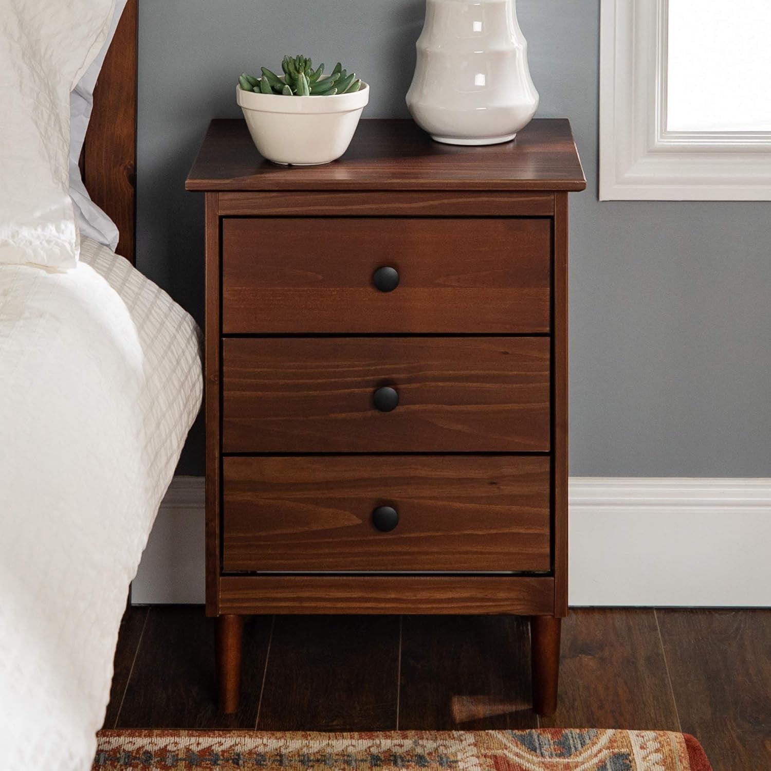 Traditional Wood 3 Drawer Nightstand Side Table Bedroom Storage Drawer and Shelf Bedside End Table, 18 Inch, Walnut