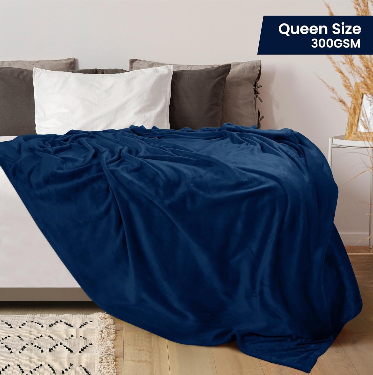 Fleece Blanket Queen Size Navy 300GSM Luxury Anti-Static Fuzzy Soft Microfiber Bed Blanket (90X90 Inch)