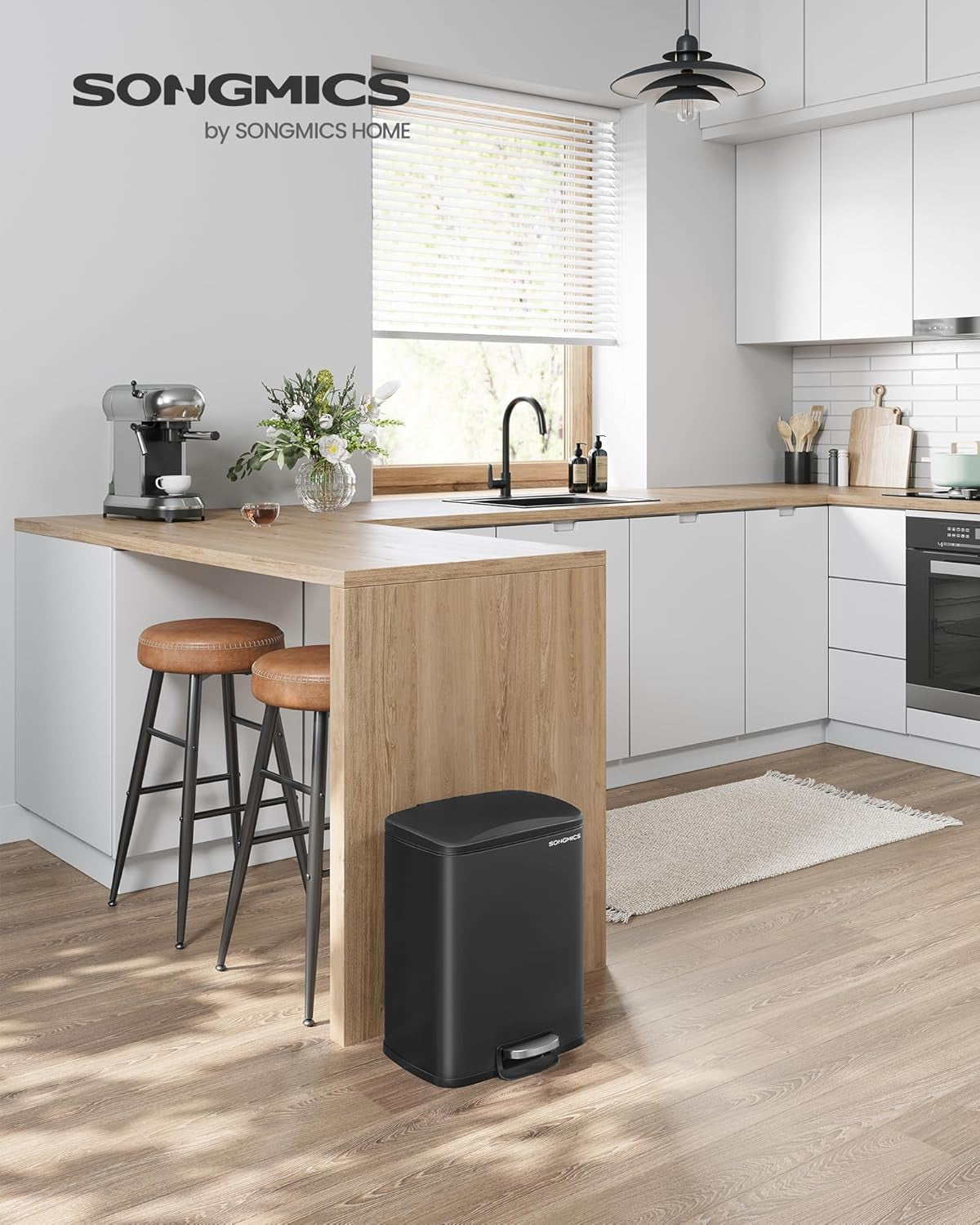 Trash Can, Garbage Can with Lid, 5.2-Gallon (20L) Step Trash Bin for Kitchen, Stainless Steel, Soft Close and Stays Open, Inner Bucket, Includes 15 Trash Bags, Black ULTB543B01