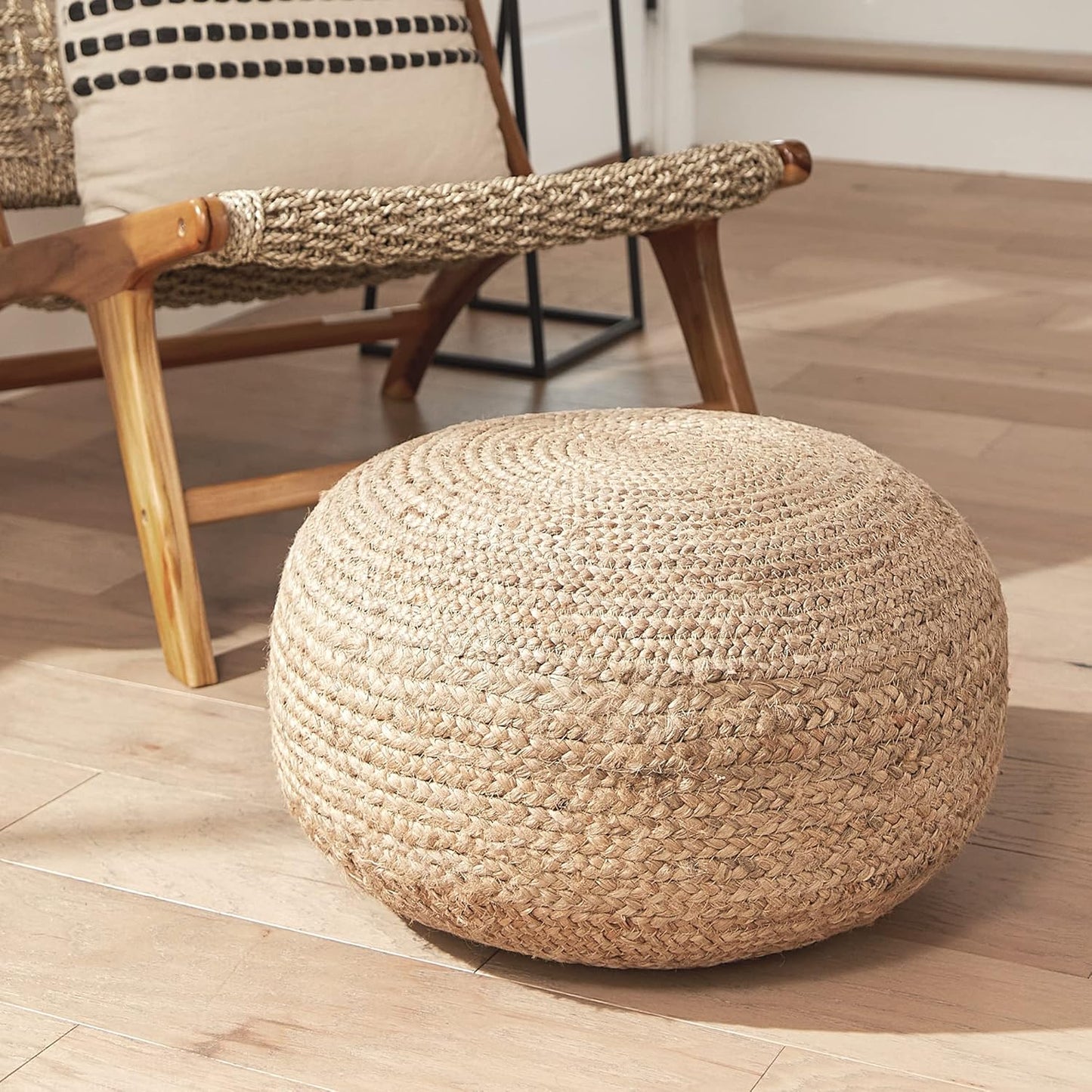 round Pouf Ottoman Footrest, Natural Jute Woven, Boho Pouf, Bohemian Style Casual Seating for Living Room, Bedroom, Patio Decor 19"X 19"X 10.5"
