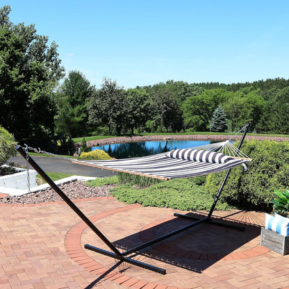 Sunnydaze Quilted Double Hammock for outside with Spreader Bars and Pillow - 450 Lb Capacity, 74X55 Inch Bed, UV Resistant, Quick Dry - Chains Included, Stand Sold Separately - Black & White