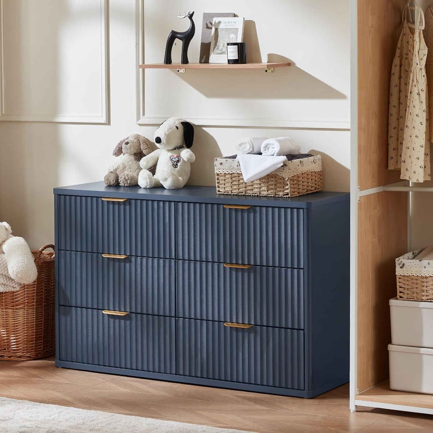 Fluted 6 Drawers Dresser for Bedroom, 48" Wide Modern Chest of Drawers with Metal Handle, Navy Blue Curved Profile Farmhouse Closet Organizer Wood Dressers TV Stand for Living Room, Hallway