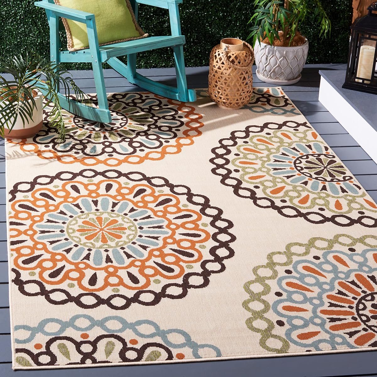 SAFAVIEH Washable Rug Outdoor Veranda Collection - 4' x 5'7", Cream & Terracotta, Non-Shedding & Easy to Clean, Ideal for Patio, Backyard, Mudroom (VER092-0715)