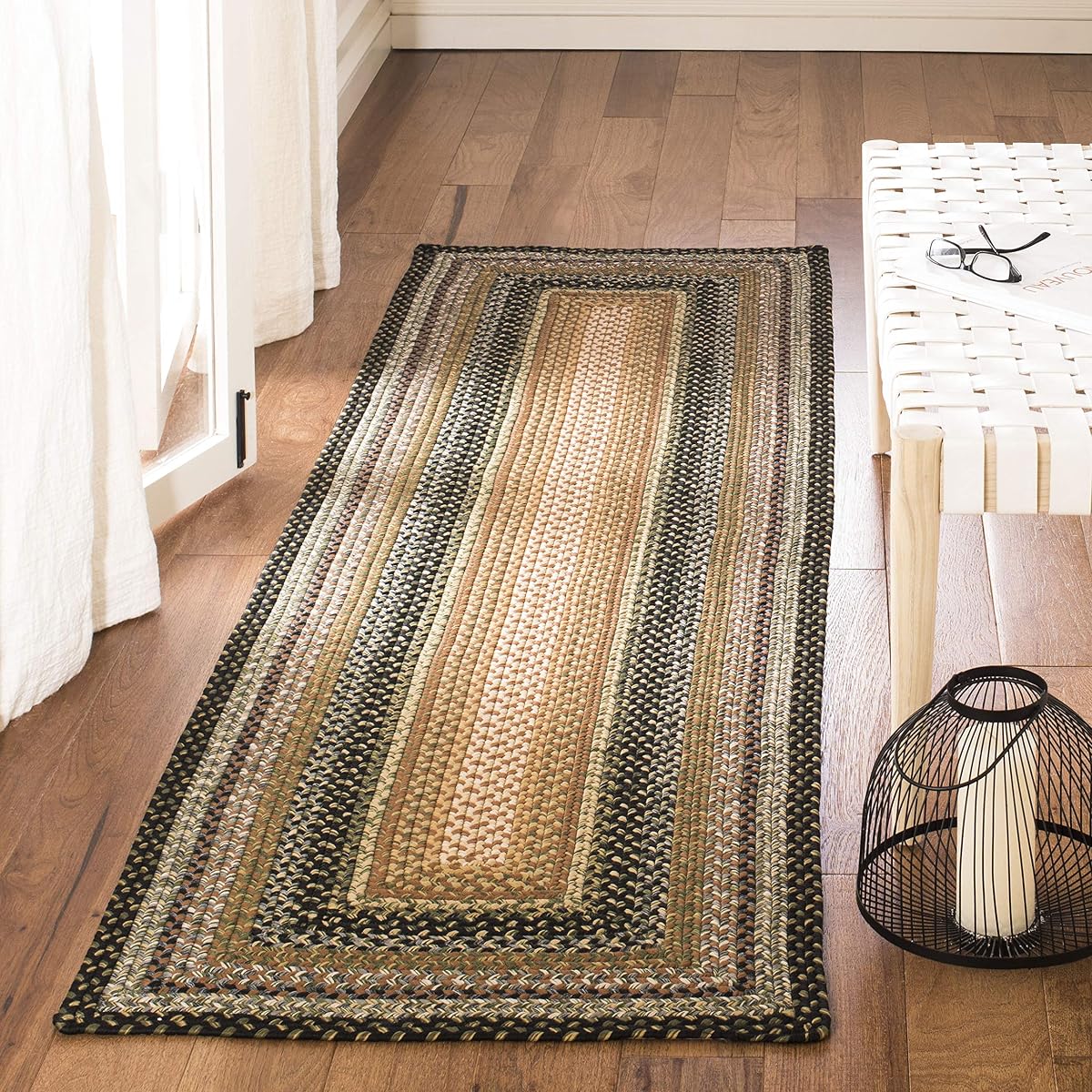 SAFAVIEH Braided Indoor/Outdoor Washable Accent Rug 2'6"x5', Multi BRD308A | 1/4" Pile, Machine Washable, Easy Care, Polypropylene Fibers, Handwoven, Hallway, Kitchen, Entryway, Mudroom