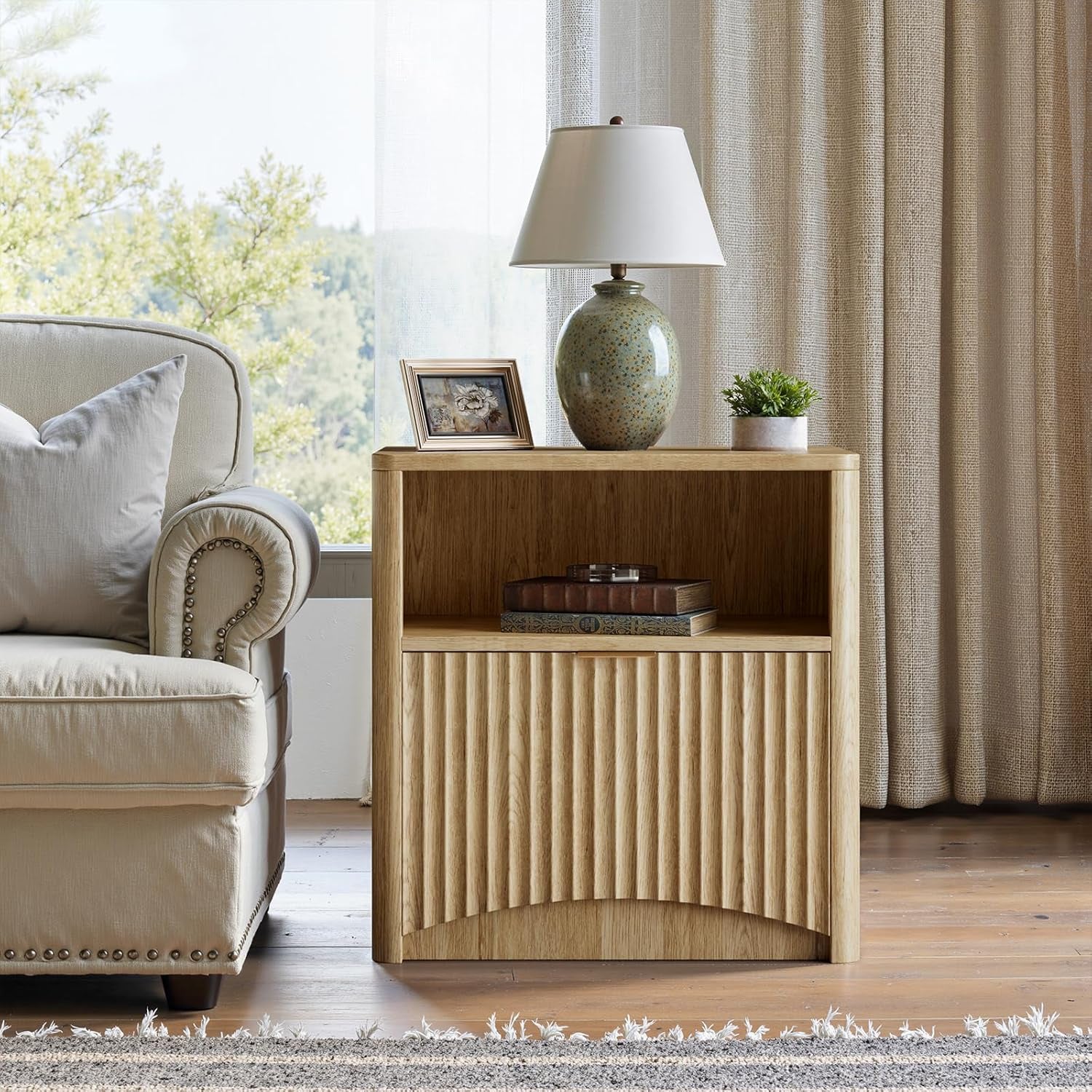 Fluted Nightstand Set of 2, Natural Oak Bedside Table with Drawer and Storage, Wood End Table Mid Century Modern, Large Night Stand for Bedroom