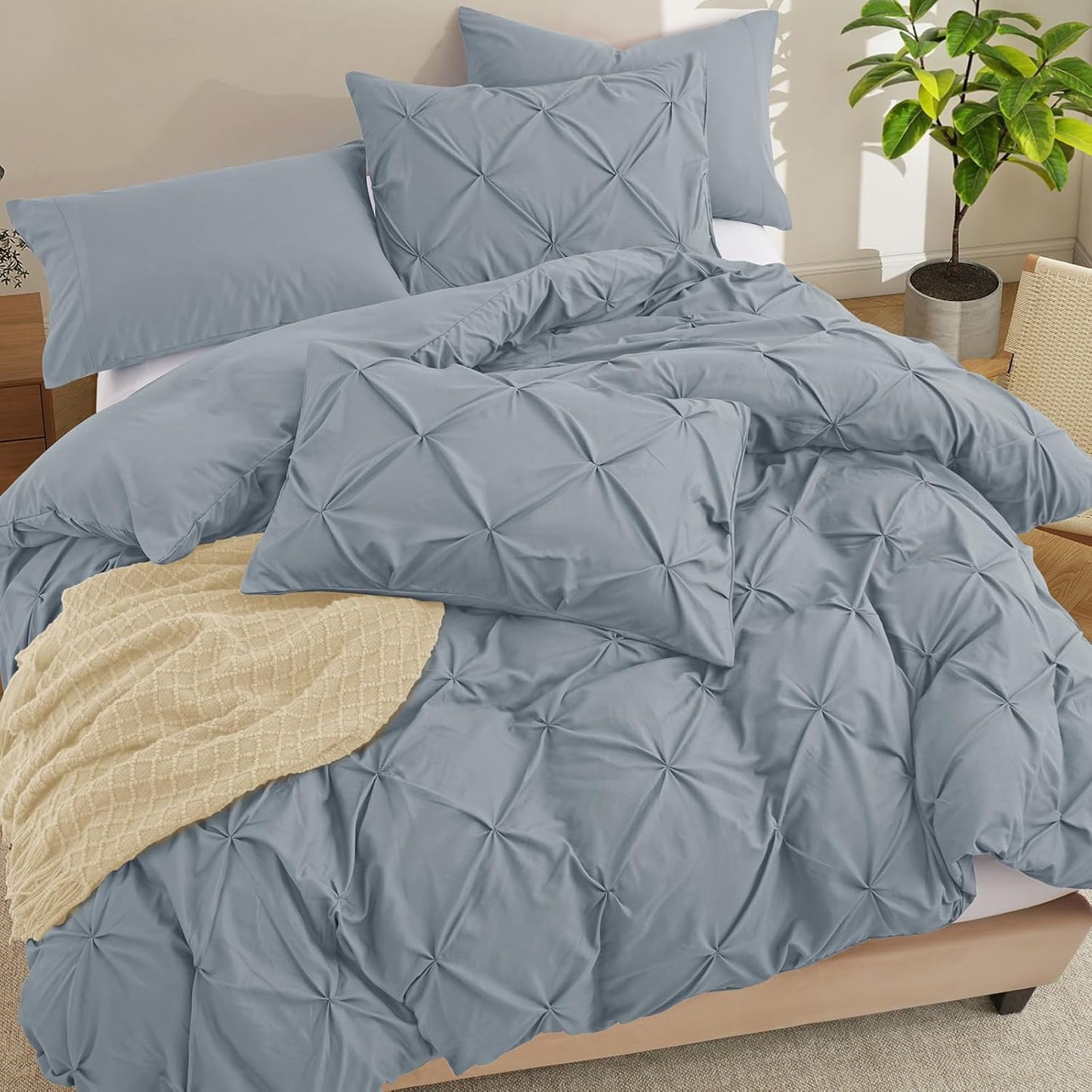 Pintuck Pillow Cases King Size Set of 2, Light Gray Pillow Shams Decorative Pillowcases with Envelope Closure, Pinch Pleated Microfiber Pillowcases, Wrinkle and Stain Resistant