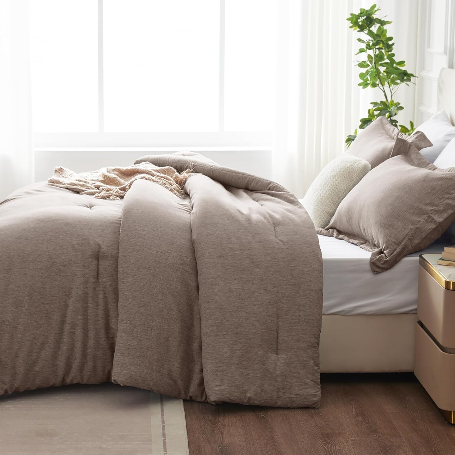 King Size Comforter Set 3 Pieces, Heathered Khaki Soft Luxury King Bedding Sets, Breathable Lightweight down Alternative Comforter with 2 Pillow Shams, All Season Bed Set Gift for Home