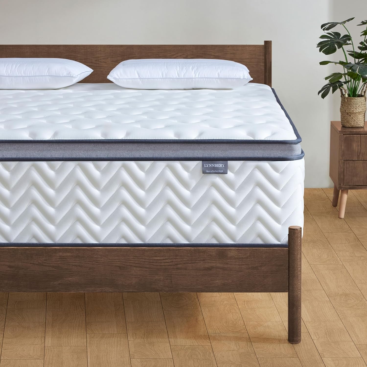 Queen Mattress 12 Inch, Medium Firm Hybrid with Memory Foam& Individually Wrapped Pocket Coils for Pressure Relief, Mattress in a Box, Certipur-Us Certified, Motion Isolation