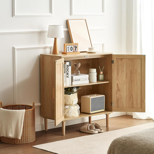 Rattan Cabinet, Buffet Cabinet with 2 Magnetic Doors and Adjustable Shelves, Sideboard Buffet for Hallway, Entryway, Living Room, or Kitchen, Natural