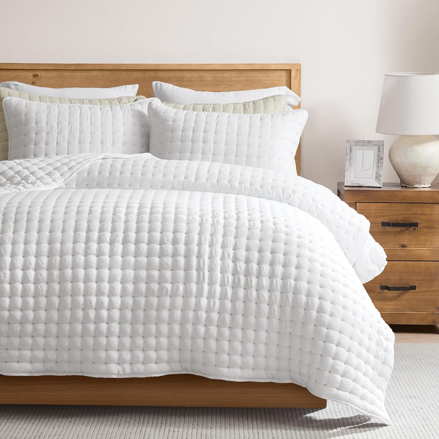 White King Size Quilt Bedding Sets with Pillow Shams, Lightweight Soft Bedspread Coverlet, Quilted Blanket Thin Comforter Bed Cover, All Season Summer Spring, 3 Pieces, 104X90 Inches