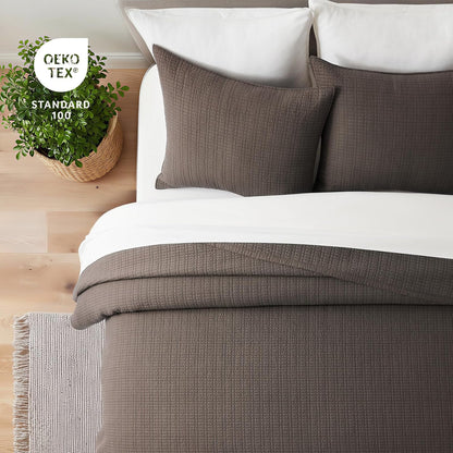 100% Cotton Quilt King Size, Pre-Washed Modern Grid Stitch Lightweight Bedspread Coverlet for All Season, Oversized 3-Piece Bedding Set with 2 Pillow Shams, Dark Brown