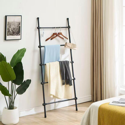 Blanket Ladder Black Expandable Width (17.3-32.3 Inch) 5.4 Ft Tall 5 Rungs Metal Quilt Holder Rack Wall Leaning Strong Load Capacity, Modern Farmhouse Decor Easy Assembly for Living Room,Bedroom