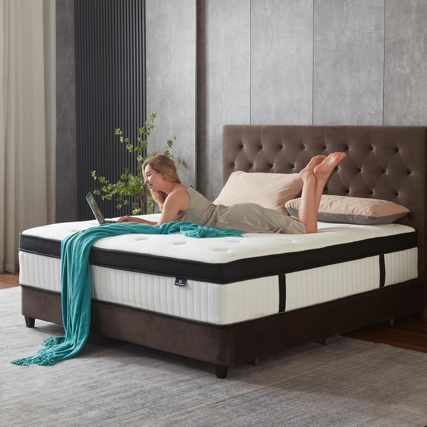 Twin Mattress, 10 Inch Hybrid Mattress in a Box, Memory Foam and Pocket Springs, Fiberglass Free, Soft and Breathable, Medium Firm Feel