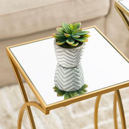 Nesting Side Tables, Set of 2 End Tables with Metal Frame & Tempered Glass Top, Coffee Tables Decorative Accent Tables for Bedroom, Living Room, Home Office - Golden