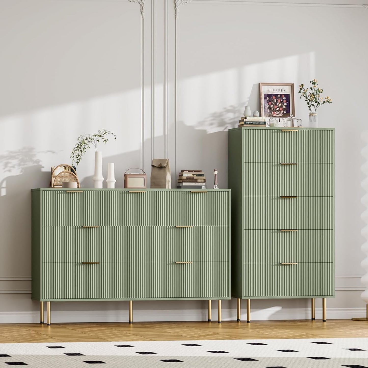 5 Drawers Dresser for Bedroom, Fluted Dresser Chest of Drawers with Handle, Wood Modern Dressers for Closet, Bedroom Furniture Storage Organizer for Living Room, Hallway