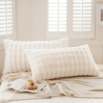 Set of 2 Faux Fur Pillowcases, Luxury Bubble Waffle Carved Plush King Size Pillow Shams Soft and Furry, Zipper Closure (Beige, 20"X36")