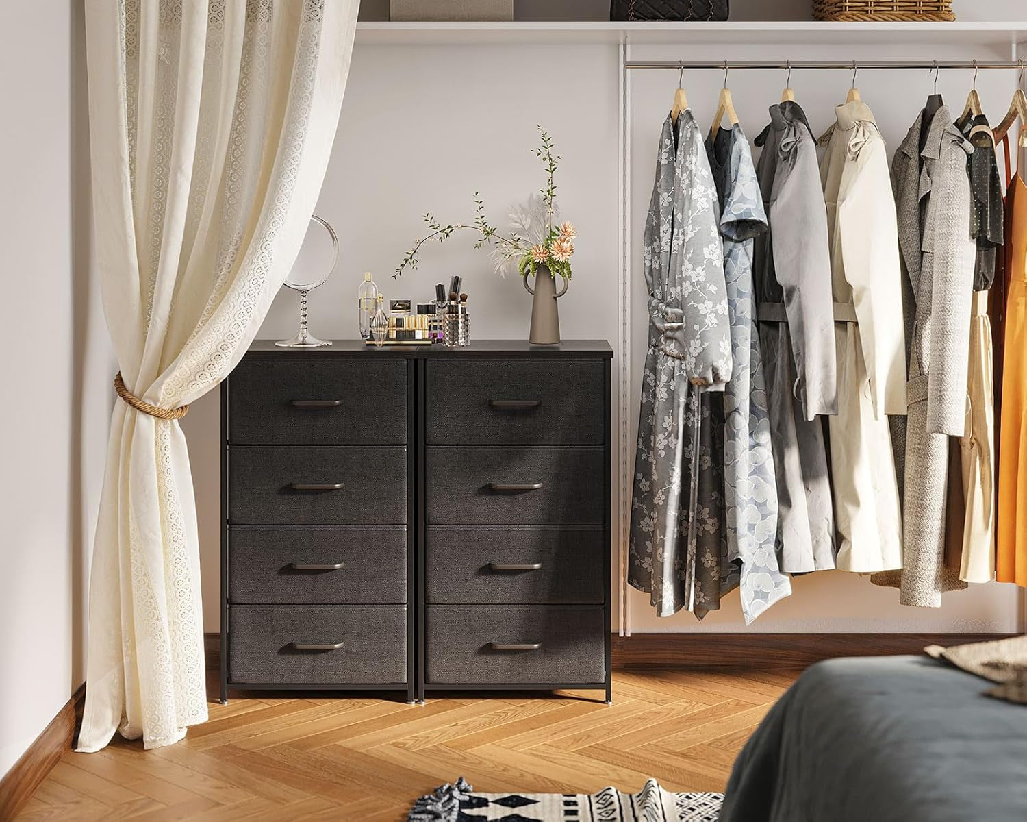 Dresser for Bedroom with 4 Storage Drawers, Small Dressers Chest of Drawers Fabric Dresser with Sturdy Steel Frame, Black