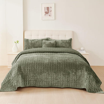 Quilt Set Oversized King Size 120X120 Luxurious Velvet Bedding Sets with 2 Pillow Shams 20X36 3 Pieces Ultra Soft Quilted Bedspread Coverlet Comforter for All Season,Army Green