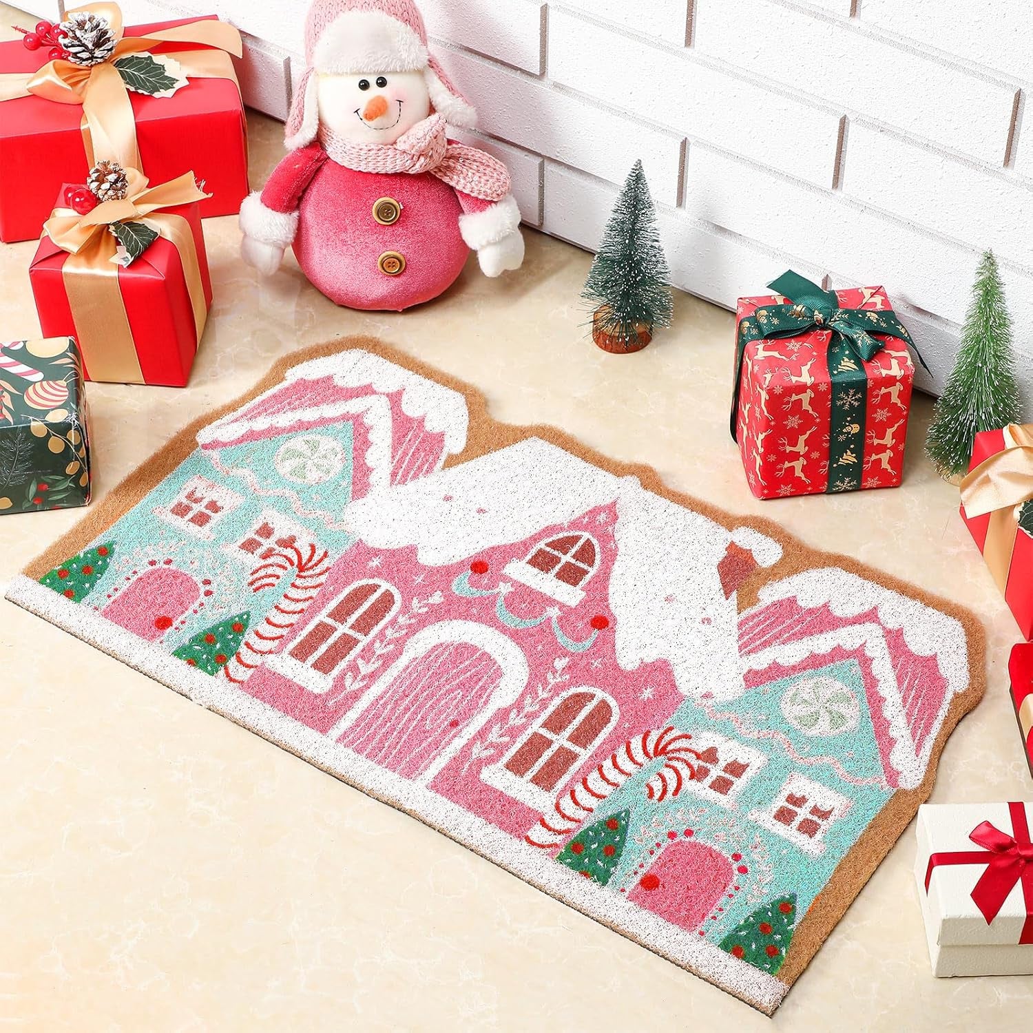 Pink Christmas Gingerbread House Doormat 23.6 X 13.7 Inch Pastel Christmas Welcome Doormat Cute Gingerbread Artificial Coir Non Slip Entrance Rugs for Indoor Outdoor Bathroom Kitchen Decor