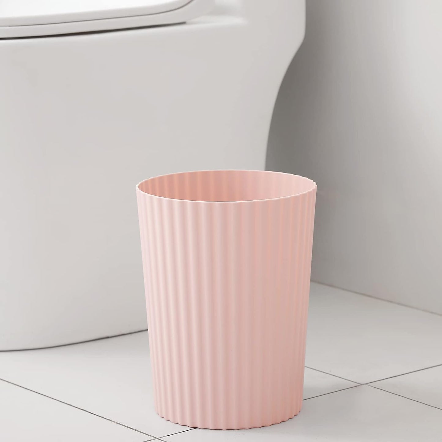 Small Trash Can Plastic Wastebasket round Garbage Container Bin for Bathroom, Kitchen, Bedroom, Home Office, College Dorm, Pink