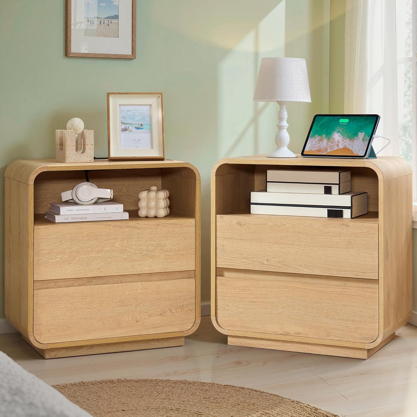 Modern Nightstand Set of 2, 23.2" Large Wood Bedside Table with Charging Station & Curved Profile, 2 Storage Drawers Side Table, Mid-Century End Table Night Stand for Bedroom Sofa Natural
