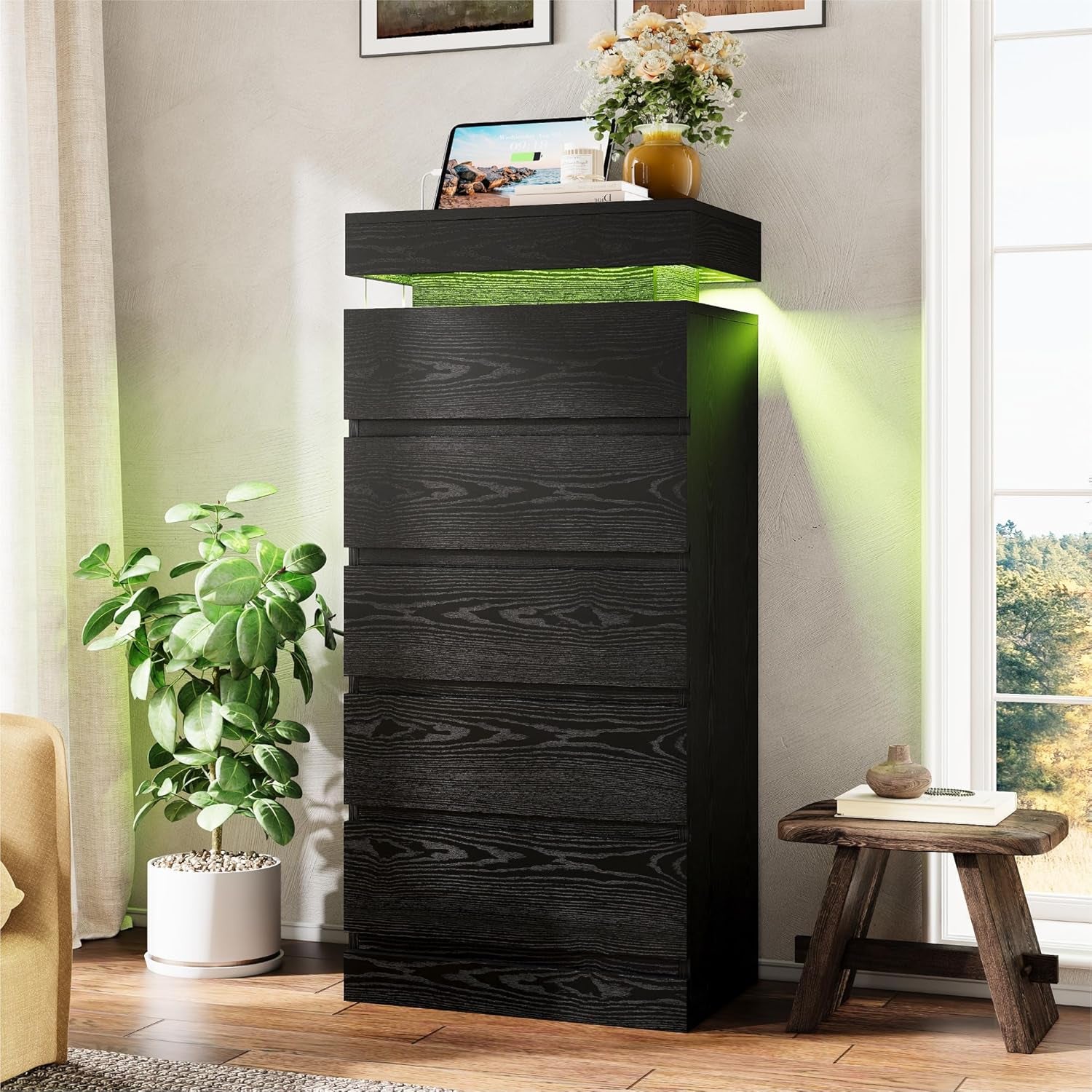 54" Tall 5 Drawer Dresser for Bedroom, Black Dresser with LED Light and Power Outlet, Wood Modern Chest of Drawers for Living Room, Entryway, Hallway