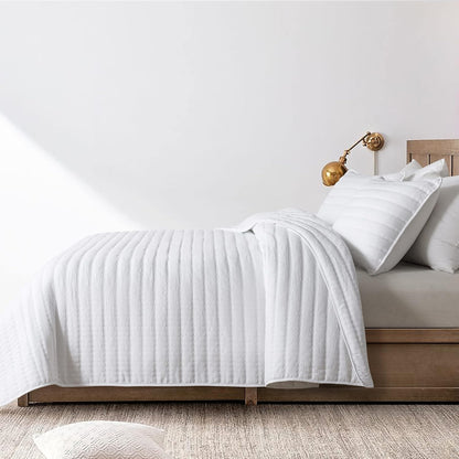 White King Size Quilt Bedding Sets with Pillow Shams, Lightweight Soft Bedspread Coverlet, Quilted Blanket Thin Comforter Bed Cover for All Season, 3 Pieces, 104X90 Inches