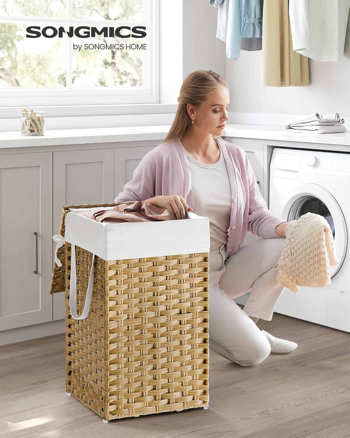 Laundry Hamper with Lid, 17.2 Gallon (65 L) Synthetic Rattan Clothes Laundry Basket with Lid and Handles, Foldable, Removable Liner, Goose Yellow ULCB165N01