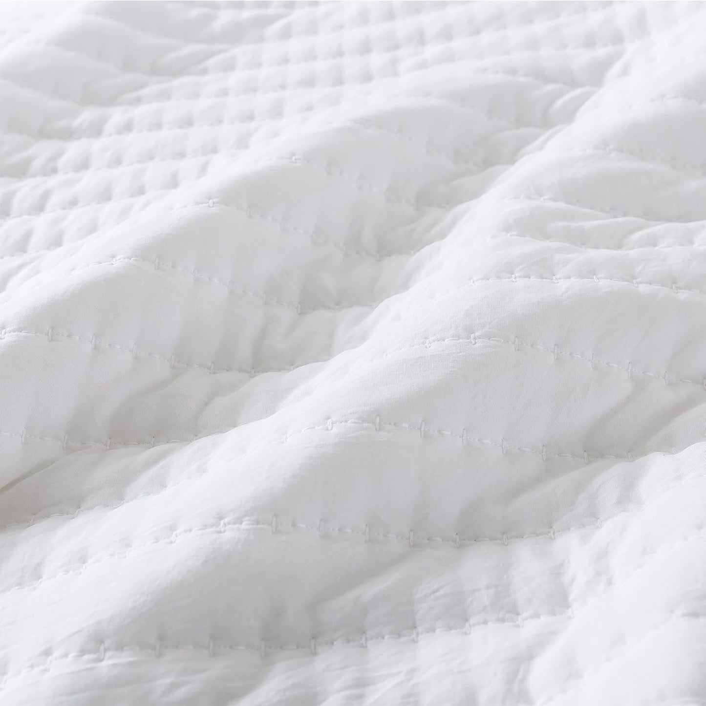 White King Size Quilt Bedding Sets with Pillow Shams, Lightweight Soft Bedspread Coverlet, Quilted Blanket Thin Comforter Bed Cover for All Season, 3 Pieces, 104X90 Inches