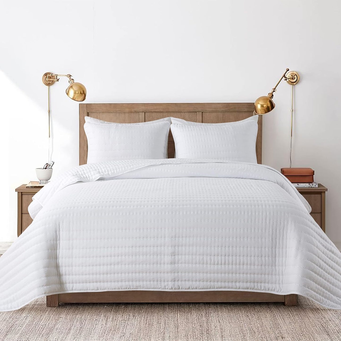 White King Size Quilt Bedding Sets with Pillow Shams, Lightweight Soft Bedspread Coverlet, Quilted Blanket Thin Comforter Bed Cover for All Season, 3 Pieces, 104X90 Inches