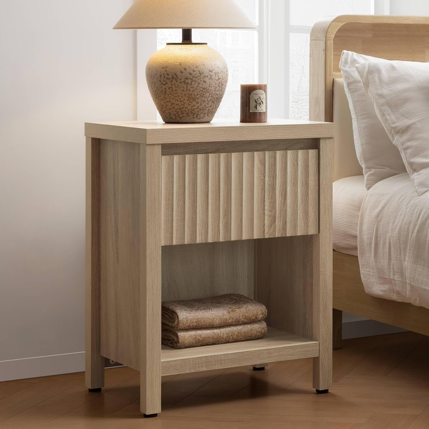 Fluted Night Stand Set of 2, Farmhouse Nightstands with Drawer, Boho Bedside Table with Storage Shelf, Large End Tables Bed Side Tables for Bedroom, Light Oak