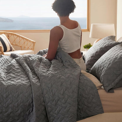 Quilts King Size - Grey Bedspreads King Size with Basket Weave Pattern, Soft Quilt Bedding Set, Lightweight Comforter Set Coverlet for All Seasons with 2 Pillow Shams (106" X 96")