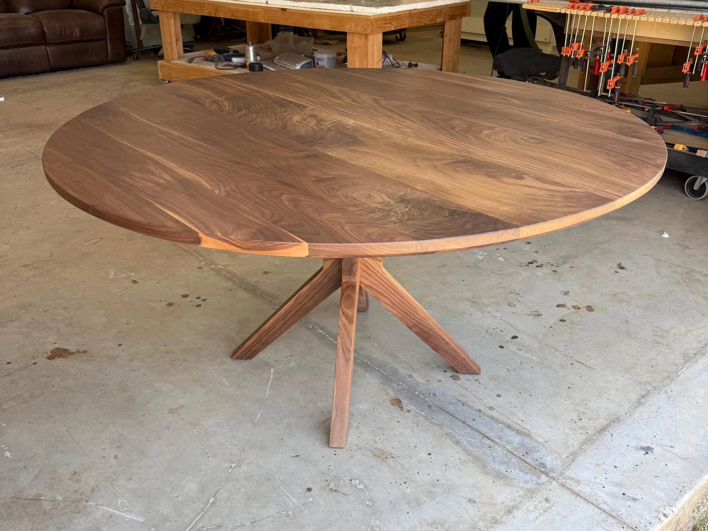 Mid Century round Table Design