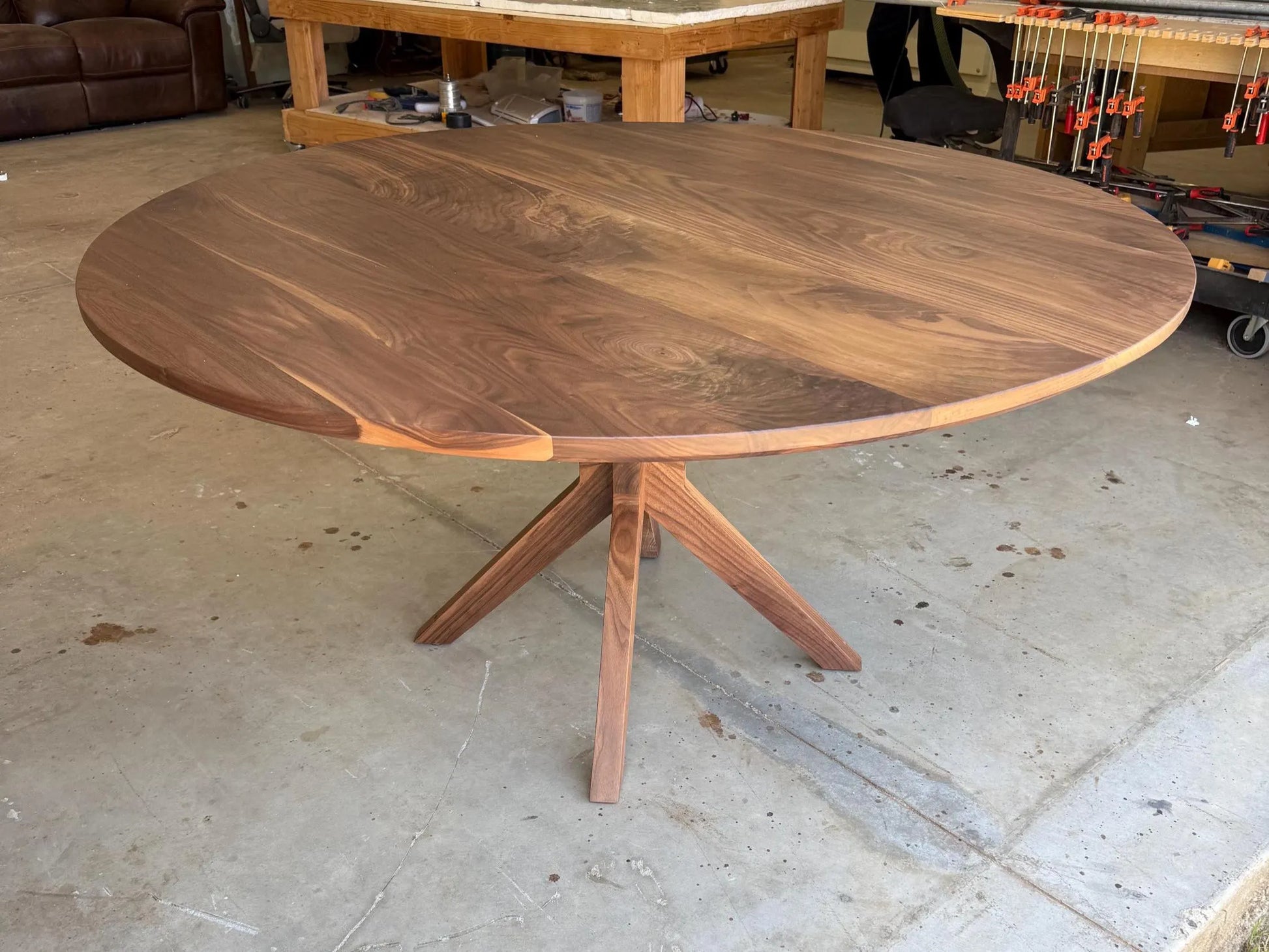 Mid Century round Table Design