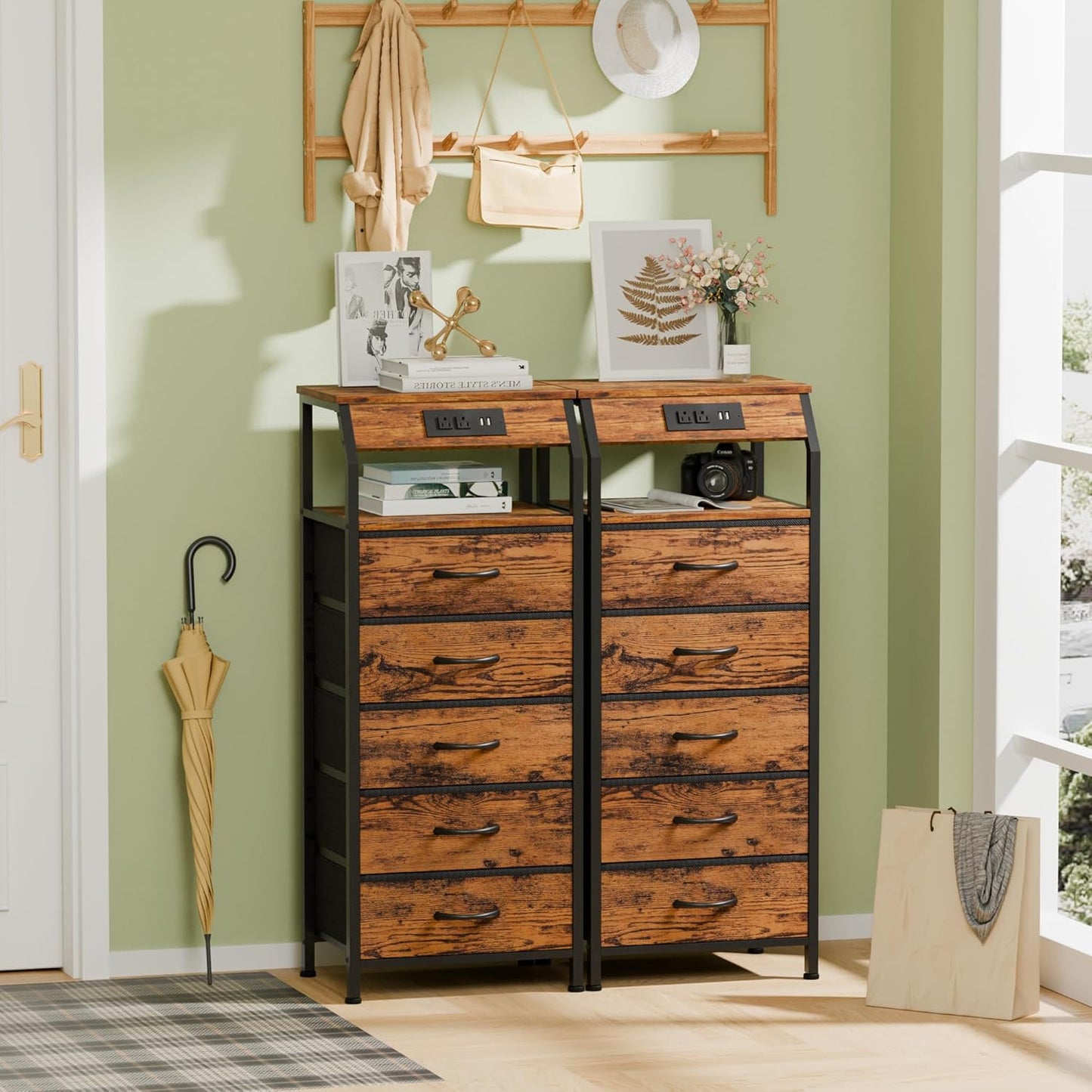 5 Drawers Dresser with Charging Station, Tall Night Stand with Storage Shelf, Fabric Chest of Drawers, Bedside Table for Closet, Entryway, Bedroom Furniture, 3 Ways to Use, Rustic Brown